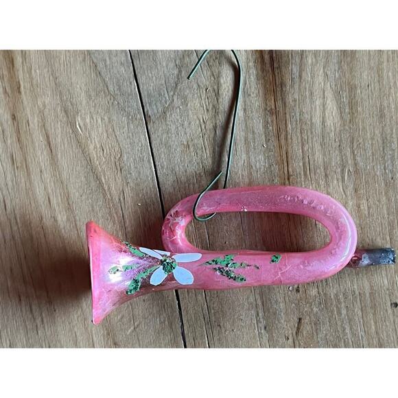 Vintage Christmas Mercury Glass PINK floral Horn shaped tree ornament.HandBlown. - Picture 1 of 6